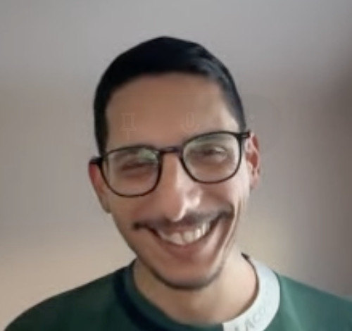 Mustafa, author of Juicing with Mustafa
